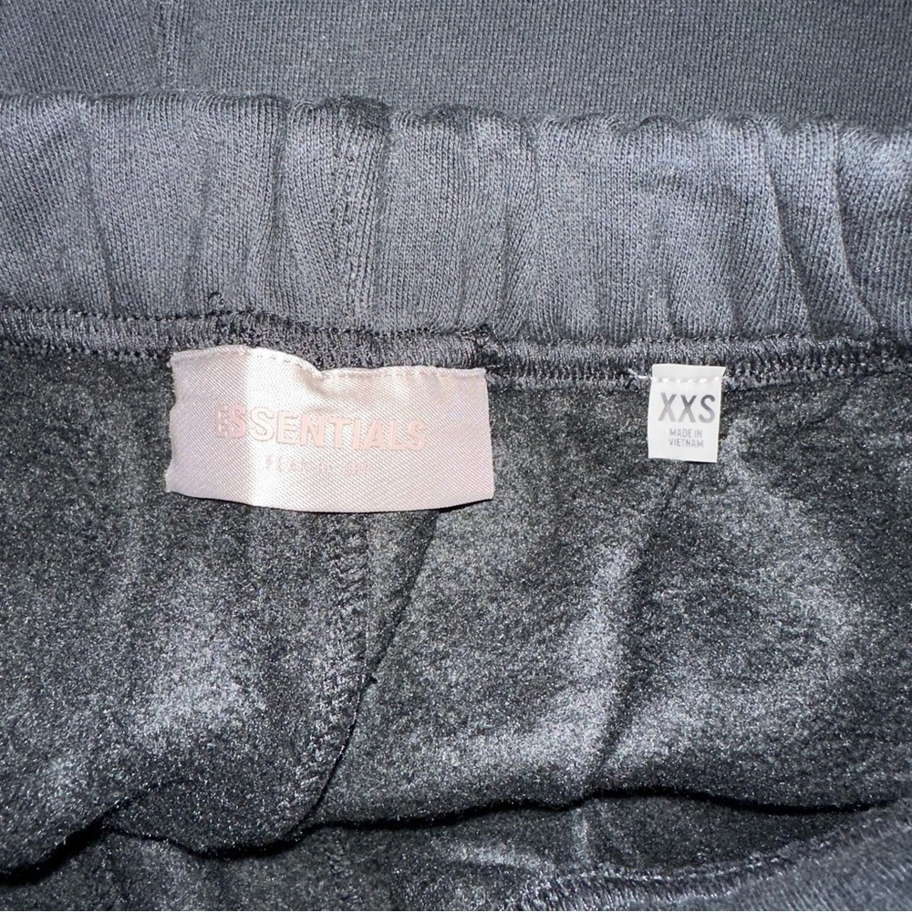 FEAR OF GOD ESSENTIALS SS22 Classic Sweatpants Stretch Limo Shorts Size XXS - Picture 11 of 16
